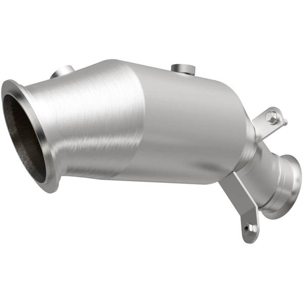 MagnaFlow 2014 BMW 335i GT xDrive 3.0L Underbody Direct Fit EPA Compliant Catalytic Converter